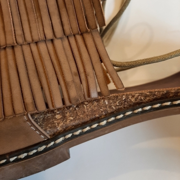 🌟Host Pick Corkys Nude Boho Lace Up Gladiator Sandals with Fringe Size 37 - Picture 6 of 12
